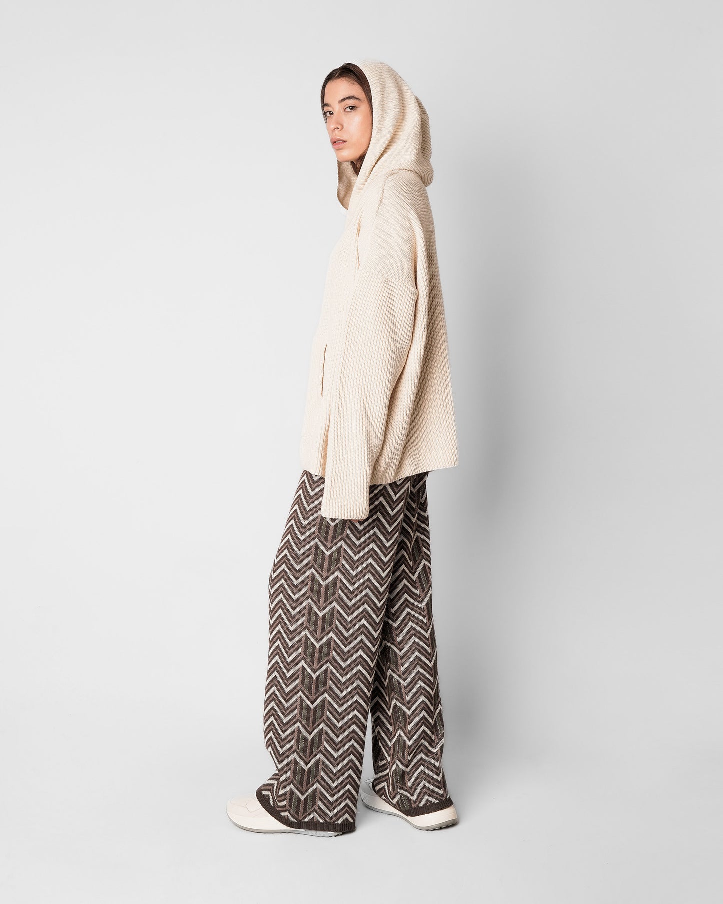 Wave Knit Brown Pant